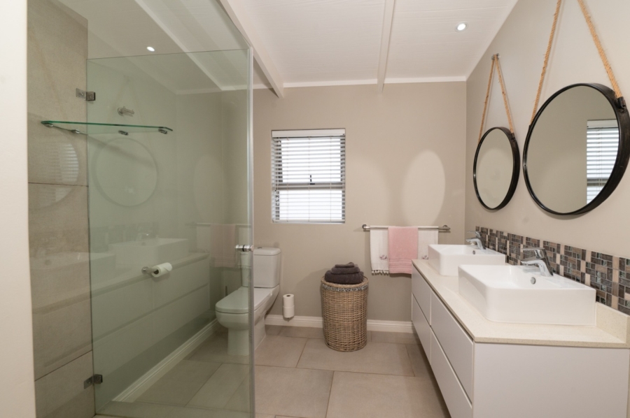 3 Bedroom Property for Sale in Brenton On Sea Western Cape